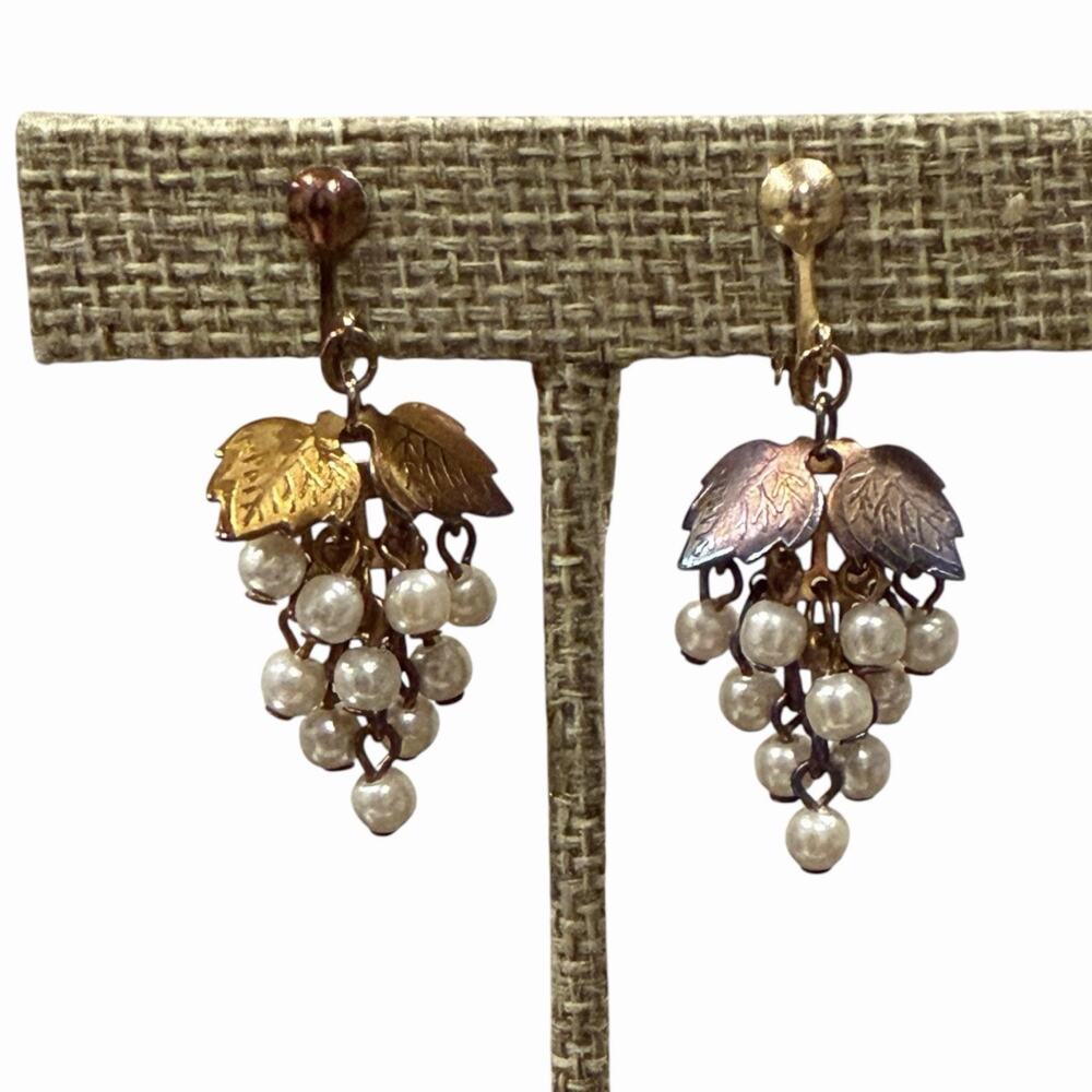 Grape Cluster & Leaves Faux Pearl Dangle Clip On Earrings Vintage 60s Dimension
